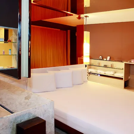 Assahi Motel (Adults Only)-2