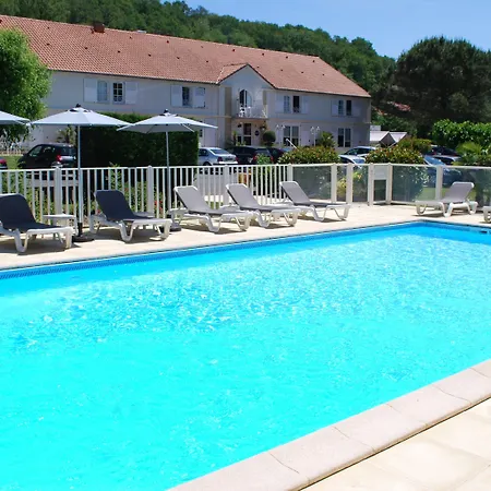 Hotel Le Relais Des Champs-2
