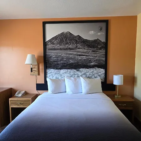 Super 8 By Wyndham Rapid City-2