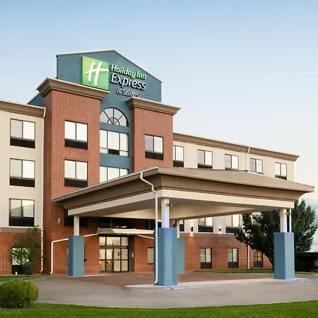 Holiday Inn Express Pratt By Ihg-3