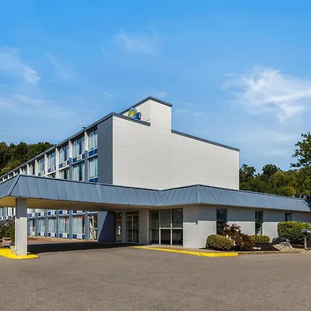 Days Inn By Wyndham Cambridge-3