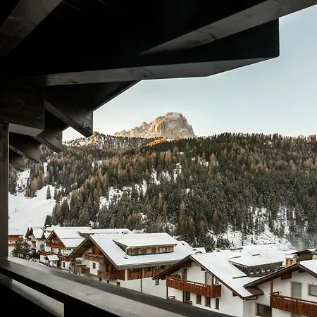Hotel Tyrol-3
