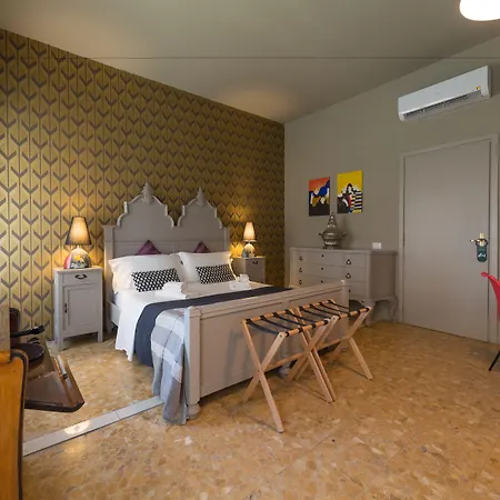 Budget Rooms Cagliari-2