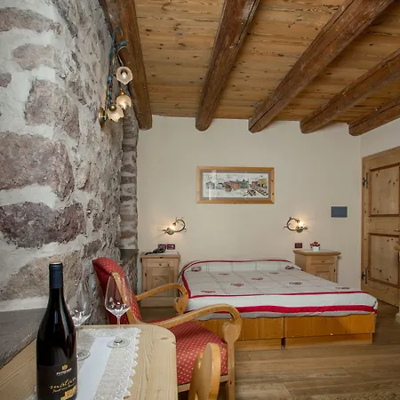 Hotel La Stua-3