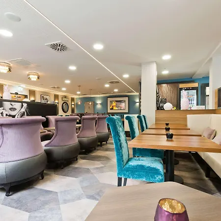 Elaya Hotel Munich City, Trademark Collection By Wyndham-3