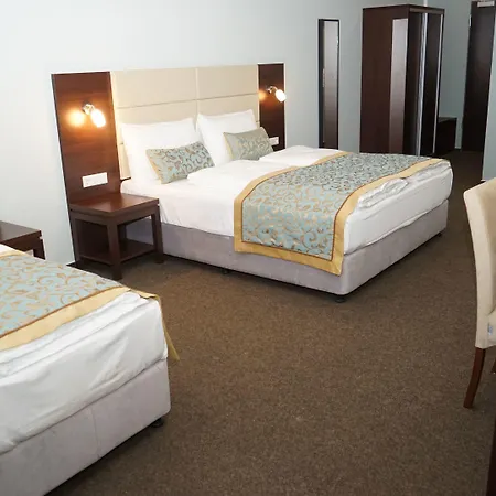 Hotel Class-3