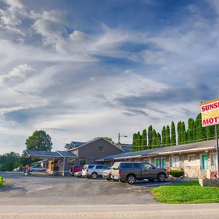 Sunset Motel-3