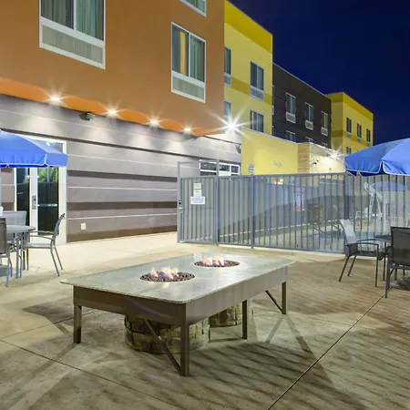 Fairfield Inn & Suites By Marriott Bakersfield North/Airport-2