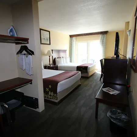 Gold Leaf Hotel Of Dewey-2