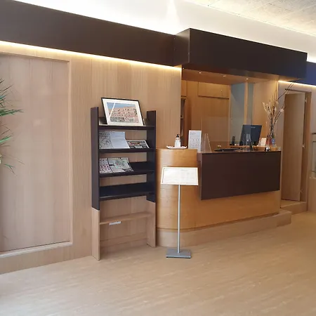 Hotel Esplugues-2