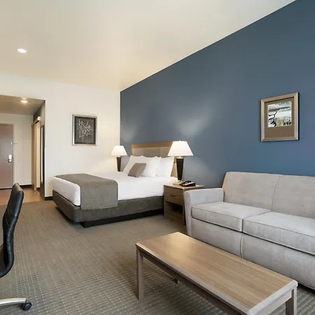 Best Western Plus Peppertree Nampa Civic Center Inn-3