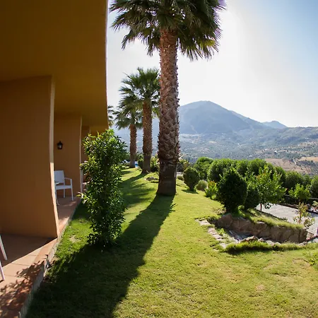 Hotel Cortijo de Salia-3