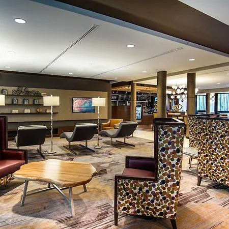 Courtyard By Marriott Lenox Berkshires-3