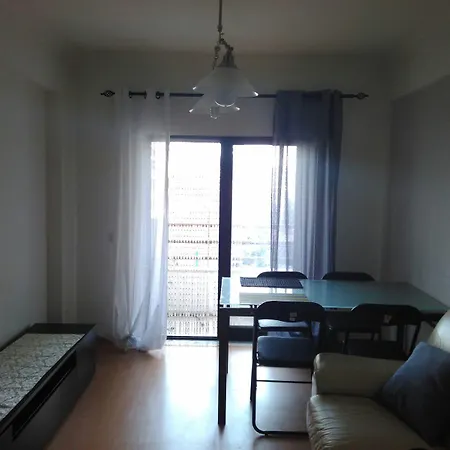 Lisbon South Bay Rooms-2