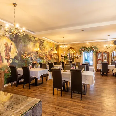 The Little Britain Inn Themed Hotel One Of A Kind In Europe-3