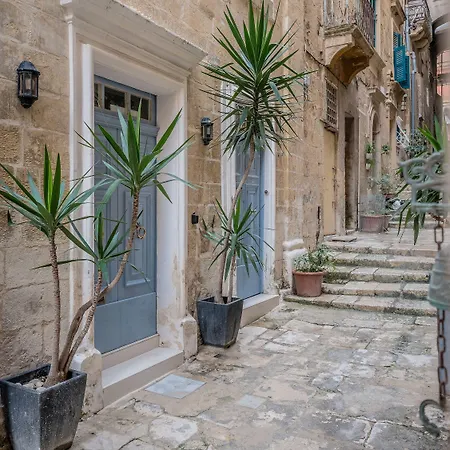 Valletta Ajkla Mansion-3