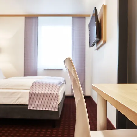 Mcdreams Hotel Duesseldorf-City-2