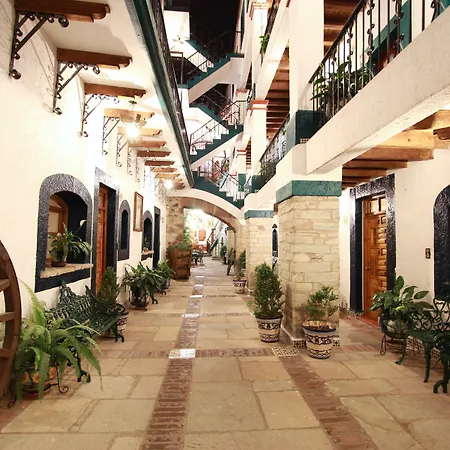 Hotel Meson Del Rosario-3