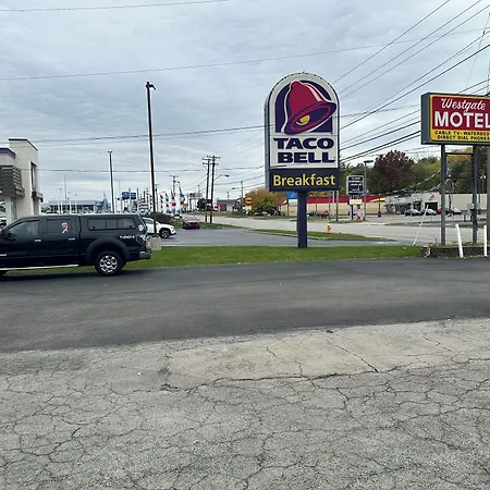 Westgate Manor Motel Austintown & Youngstown Ohio-3