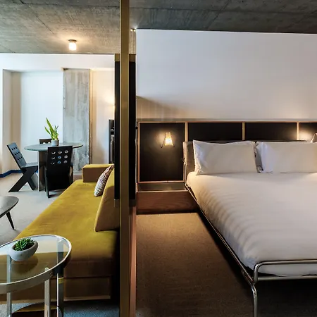 The Emily Hotel-3