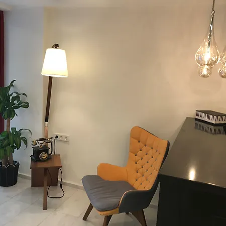 Piano Hotel-3