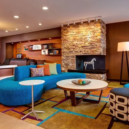 Fairfield Inn & Suites By Marriott Decorah-3