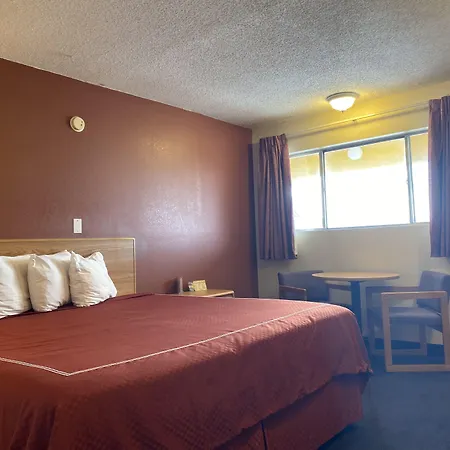 Econo Lodge Las Vegas-3