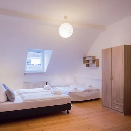 Dingdong Koblenz - City Apartments-3