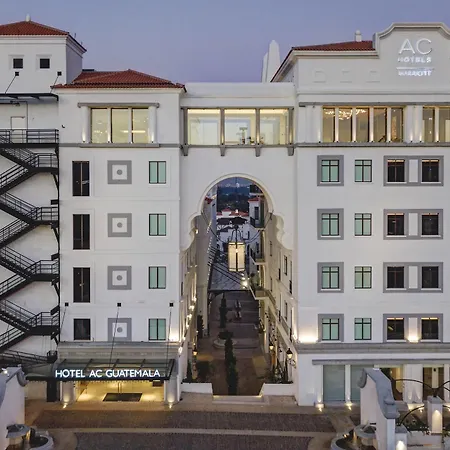 Ac Hotel By Marriott Guatemala City-3