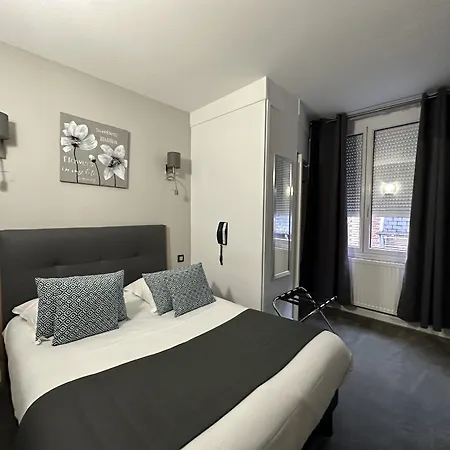 Hotel Le Saint-Yves-2