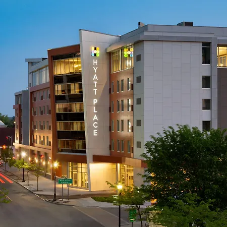 Hyatt Place Niagara Falls-2