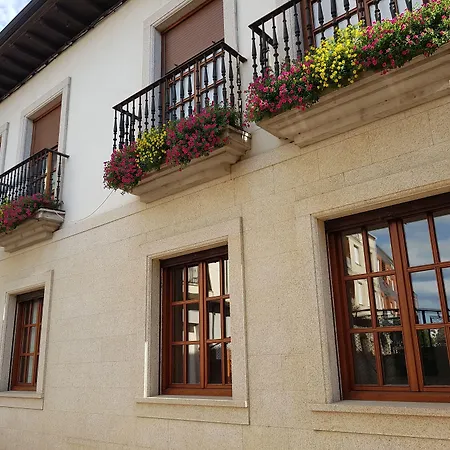 Hostal Santa Maria-3