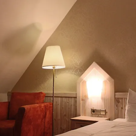 Central-Hotel-3