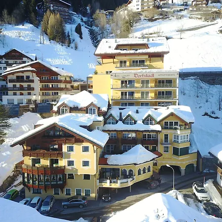 Hotel Dorfstadl-3