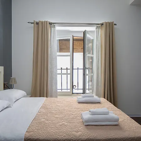 Vela Rooms-3