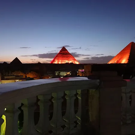 Royal Pyramids Inn-2