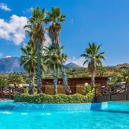 Club Residence La Castellana Mare-3
