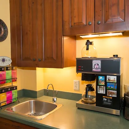 Purple Mountain Bed & Breakfast & Spa-3