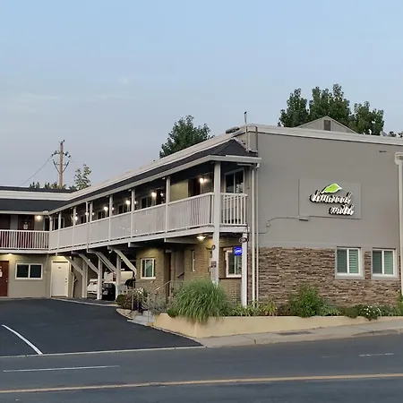 Elmwood Motel-3