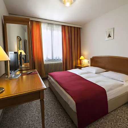 Hotel Zagreb-2