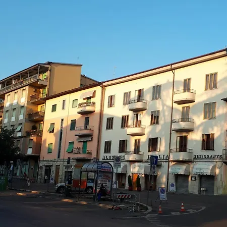 Albergo Italia di Nardi Renzo&C Snc-3