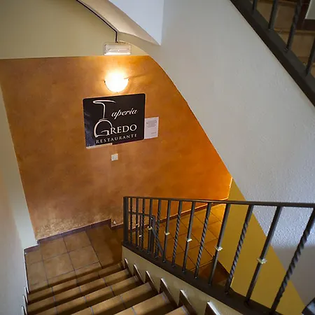 Hostal Velarde-2