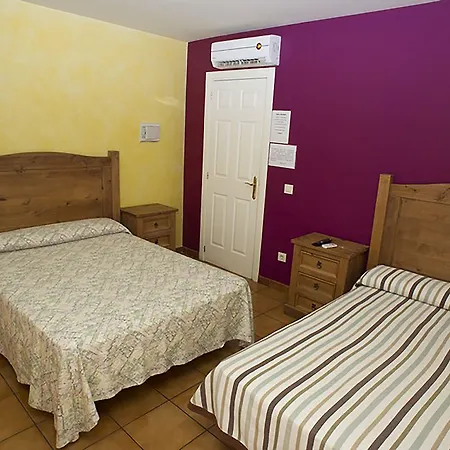 Hostal Velarde-3