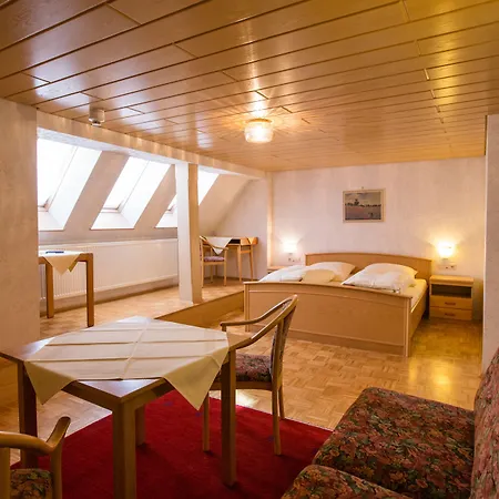 Hotel-Gasthof Goldener Greifen-3