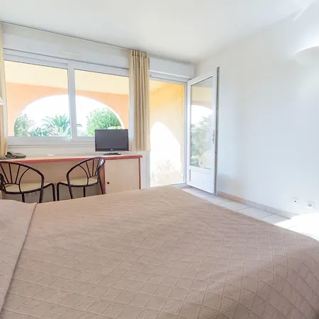 Hotel Les Galets-3