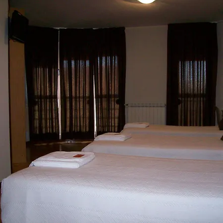 Hostal Cerecedo-3