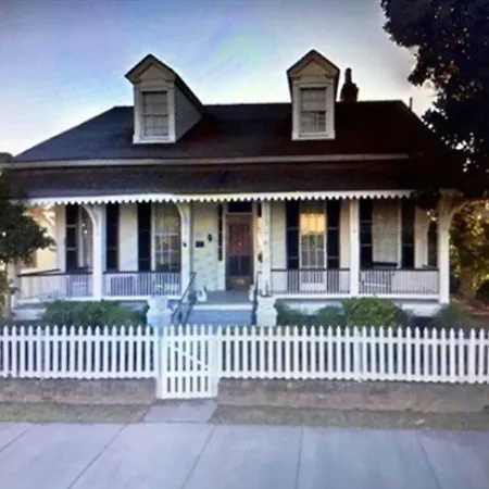 Riverboat Bed & Breakfast-3