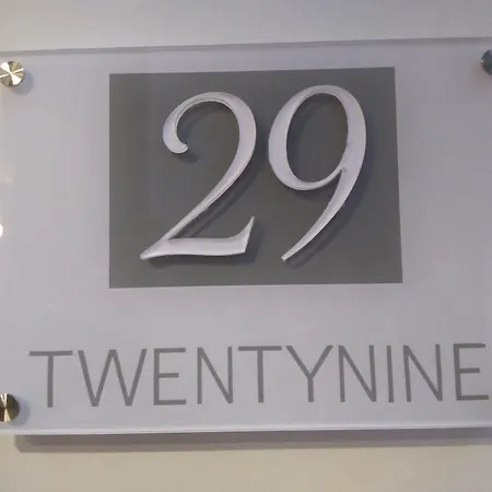 Hotel Twenty Nine-3