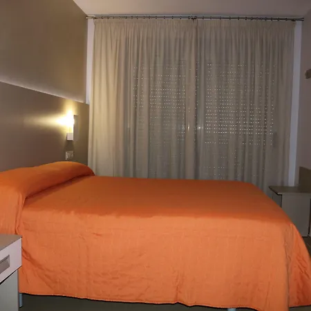 Hotel Marina-3