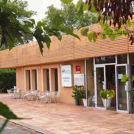 Brit Hotel Confort Castres-3